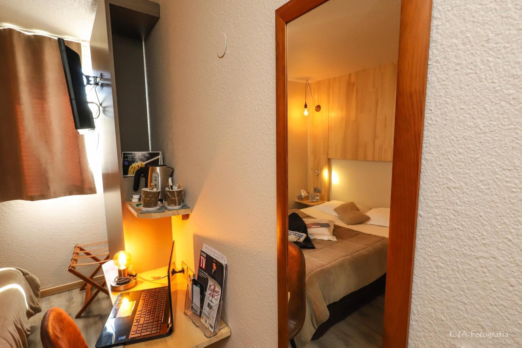 Hotel Restaurant Kyriad Brive Centre Exteriér fotografie